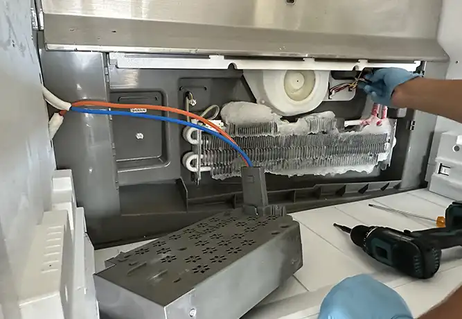 نشتی آب و آب دادن یخچال