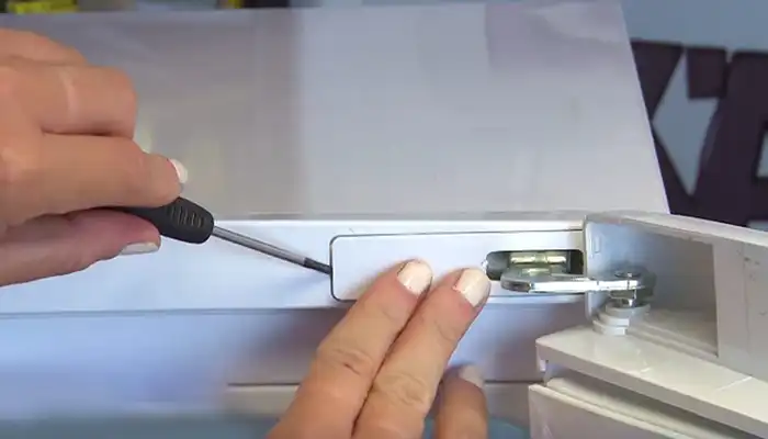 تعمیر درب یخچال در مشهد