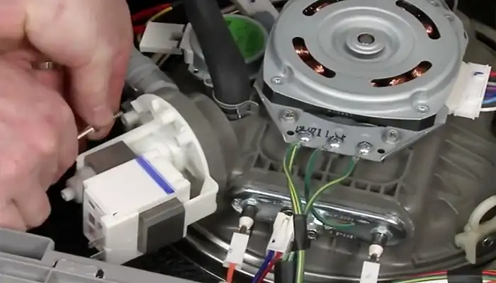 تعویض پمپ تخلیه ماشین ظرفشویی مشهد